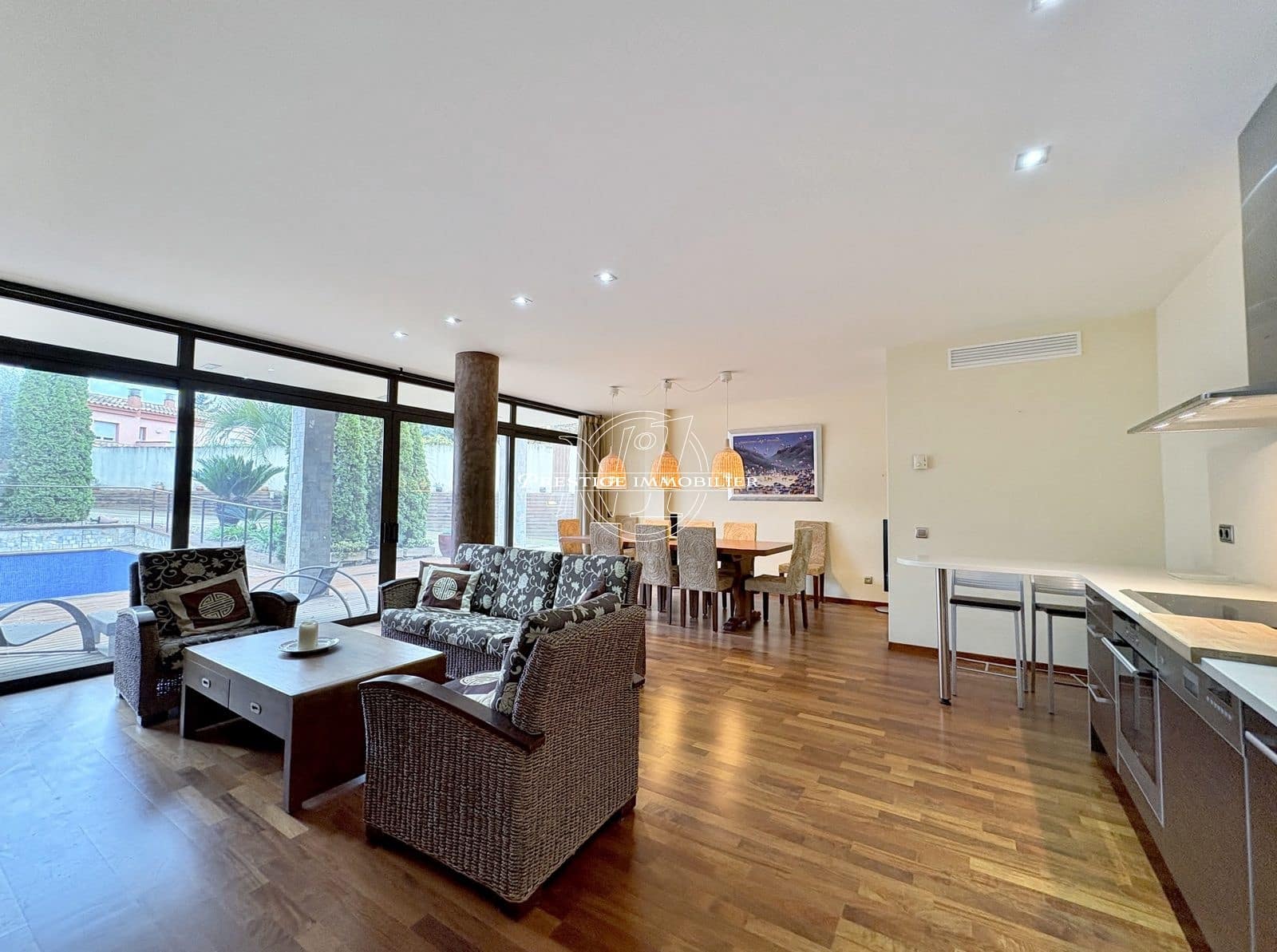 11 bedroom Villa for sale in Vilafant with pool - € 630,000 (Ref: 9263628)