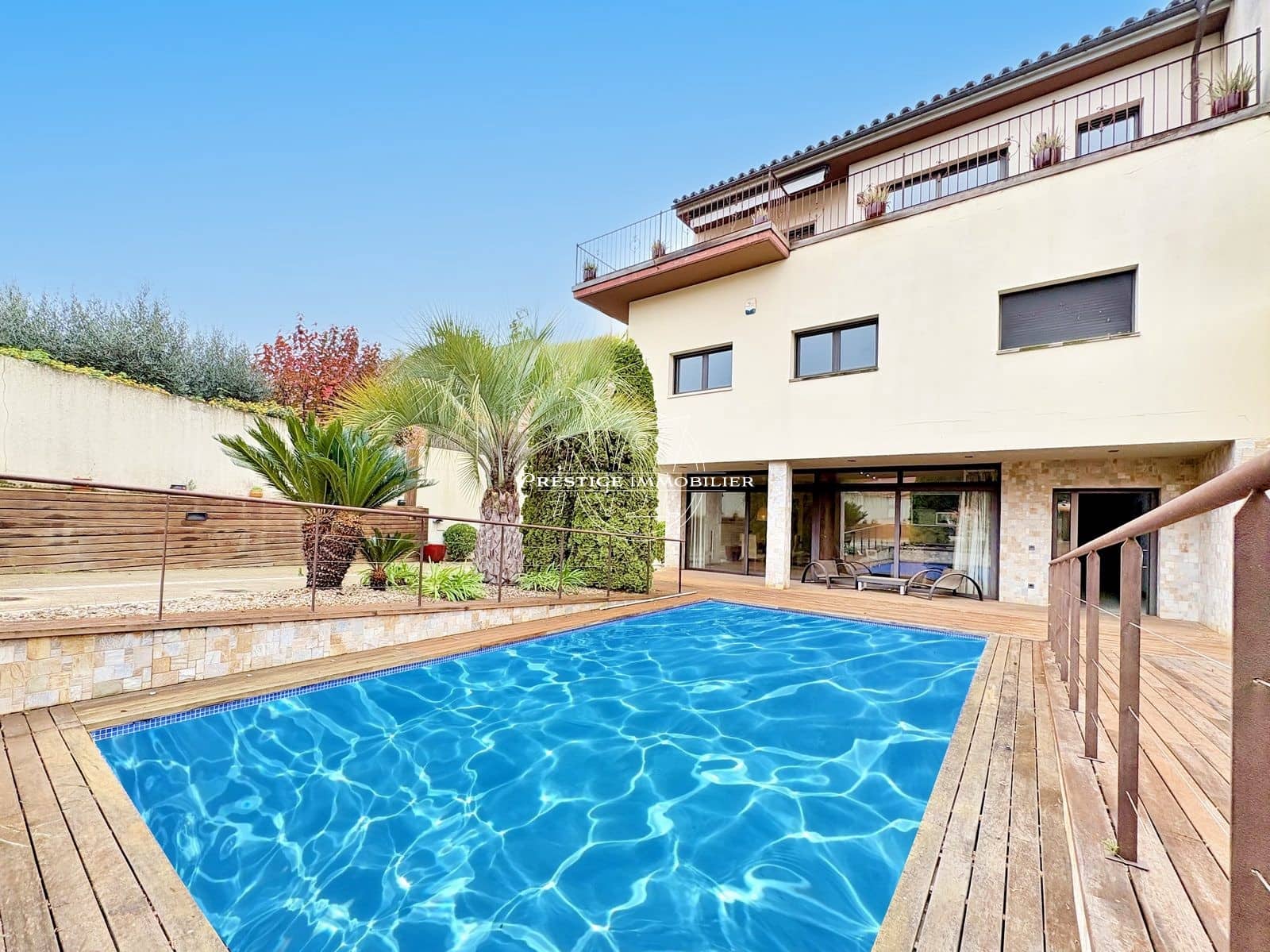 11 bedroom Villa for sale in Vilafant with pool - € 630,000 (Ref: 9263628)