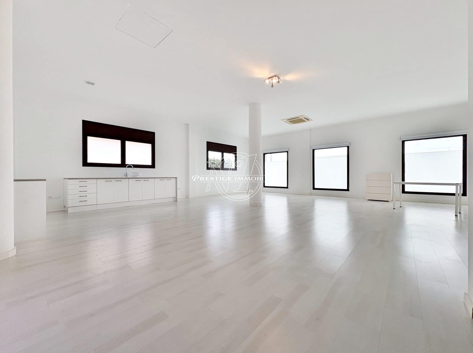 11 bedroom Villa for sale in Vilafant with pool - € 630,000 (Ref: 9263628)