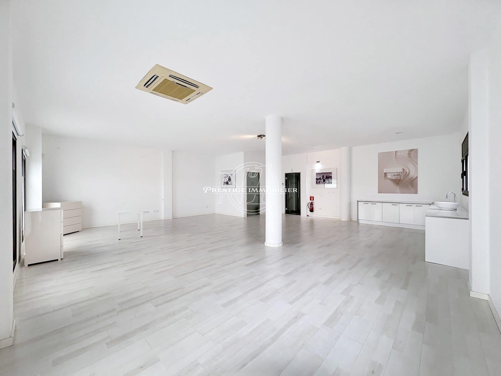 11 bedroom Villa for sale in Vilafant with pool - € 630,000 (Ref: 9263628)