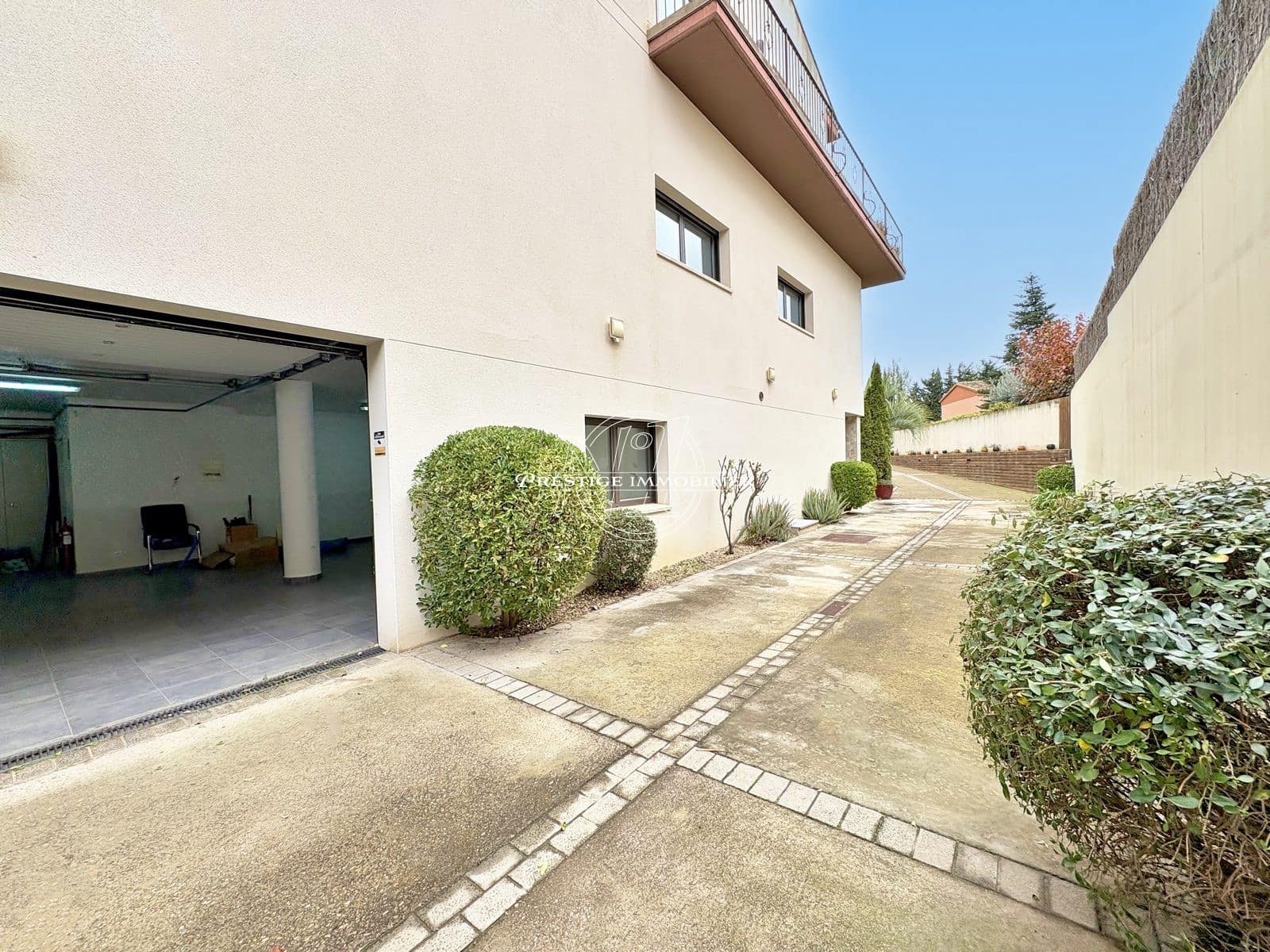 11 bedroom Villa for sale in Vilafant with pool - € 630,000 (Ref: 9263628)