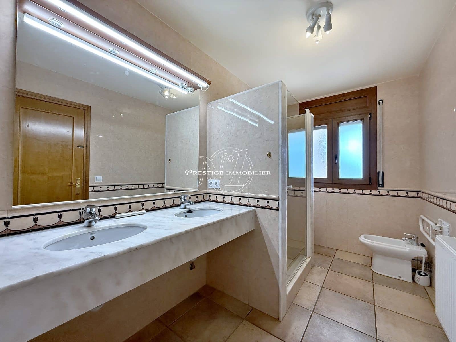 4 sypialnia Willa na sprzedaż w Peralada z basenem - 795 000 € (Ref: 9263631)