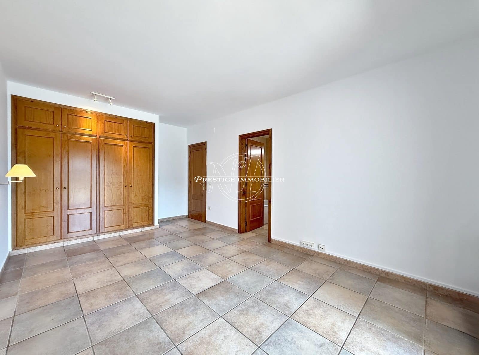 4 sypialnia Willa na sprzedaż w Peralada z basenem - 795 000 € (Ref: 9263631)