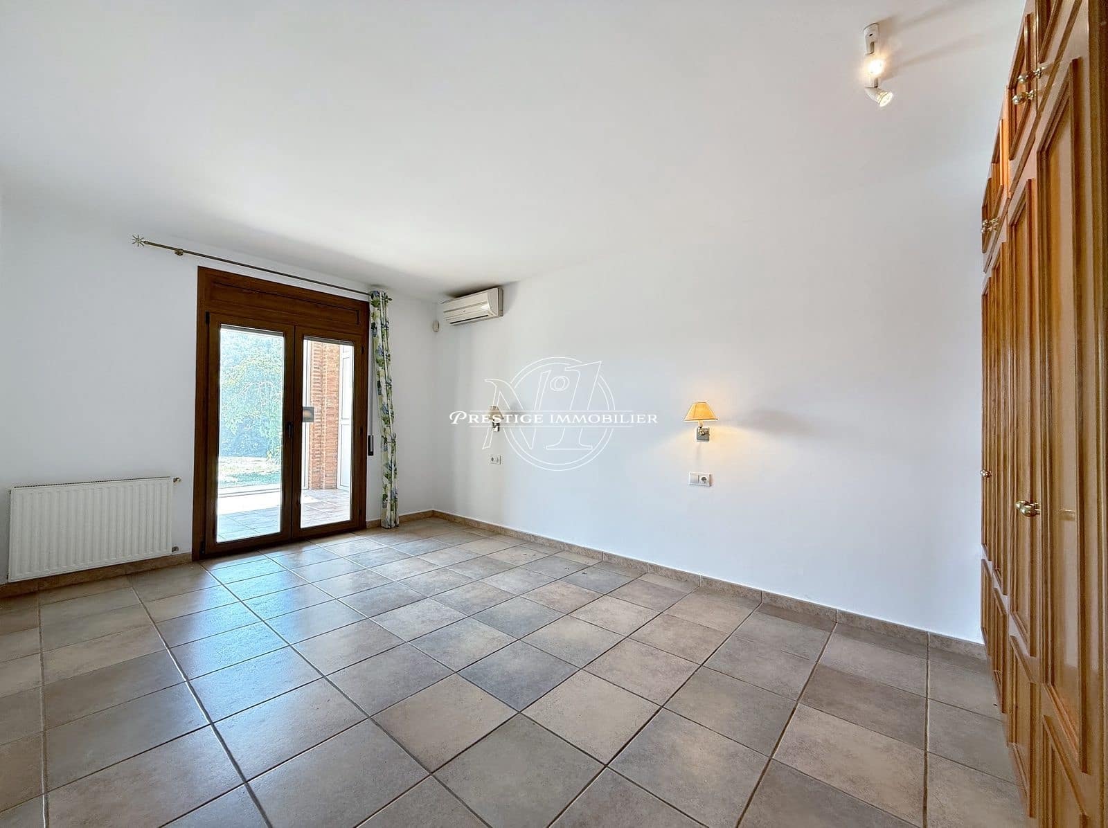 4 sypialnia Willa na sprzedaż w Peralada z basenem - 795 000 € (Ref: 9263631)