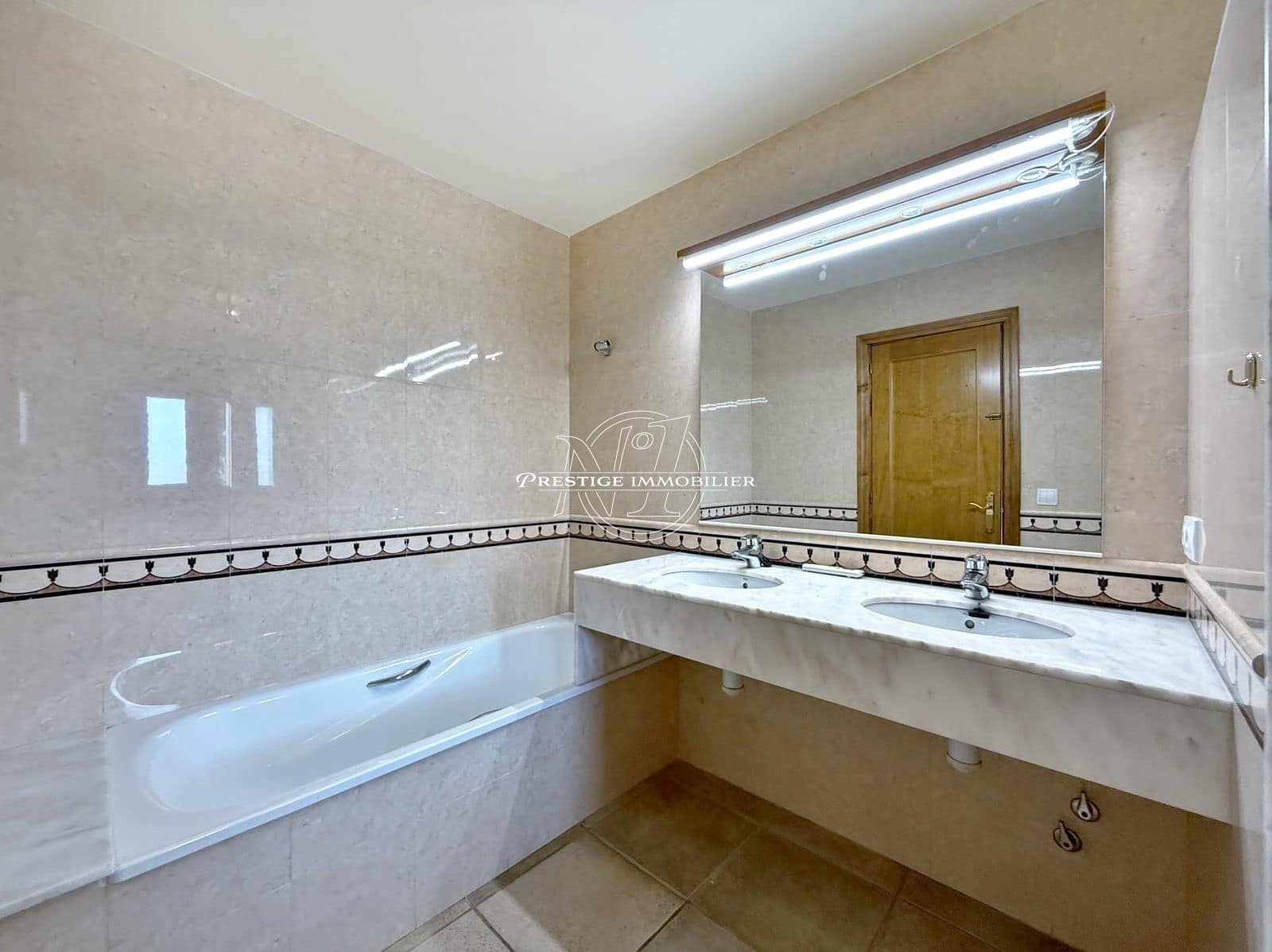 4 sypialnia Willa na sprzedaż w Peralada z basenem - 795 000 € (Ref: 9263631)