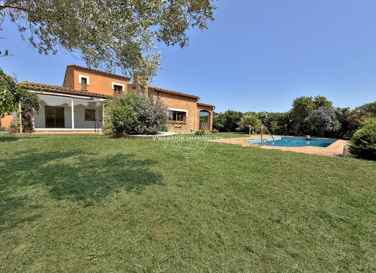 4 sypialnia Willa na sprzedaż w Peralada z basenem - 795 000 € (Ref: 9263631)