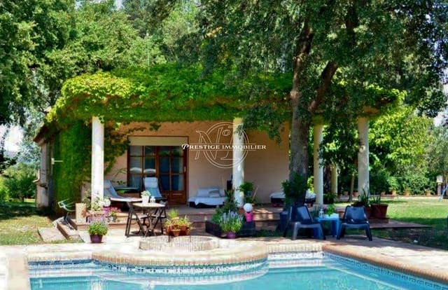 6 bedroom Villa for sale in Avinyonet de Puigventós - € 575,000 (Ref: 9263634)