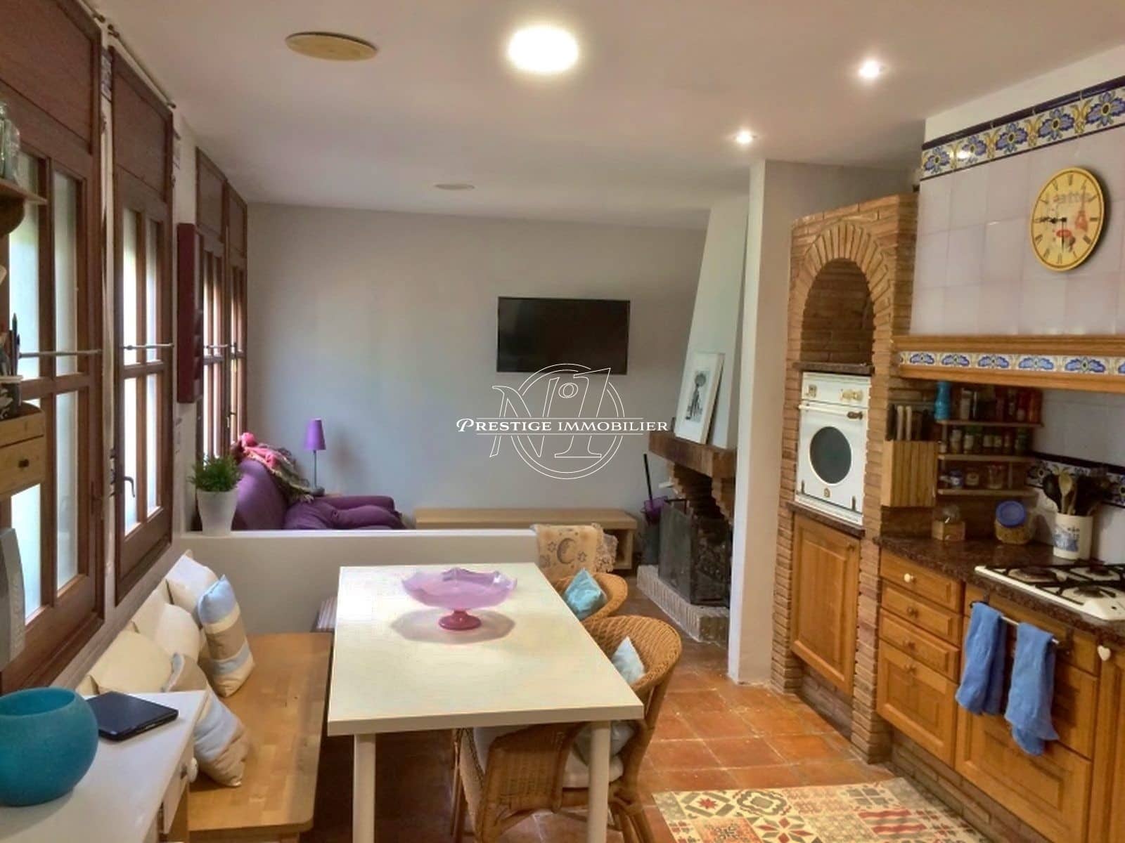 Chalet de 6 habitaciones en Avinyonet de Puigventós en venta - 575.000 € (Ref: 9263634)