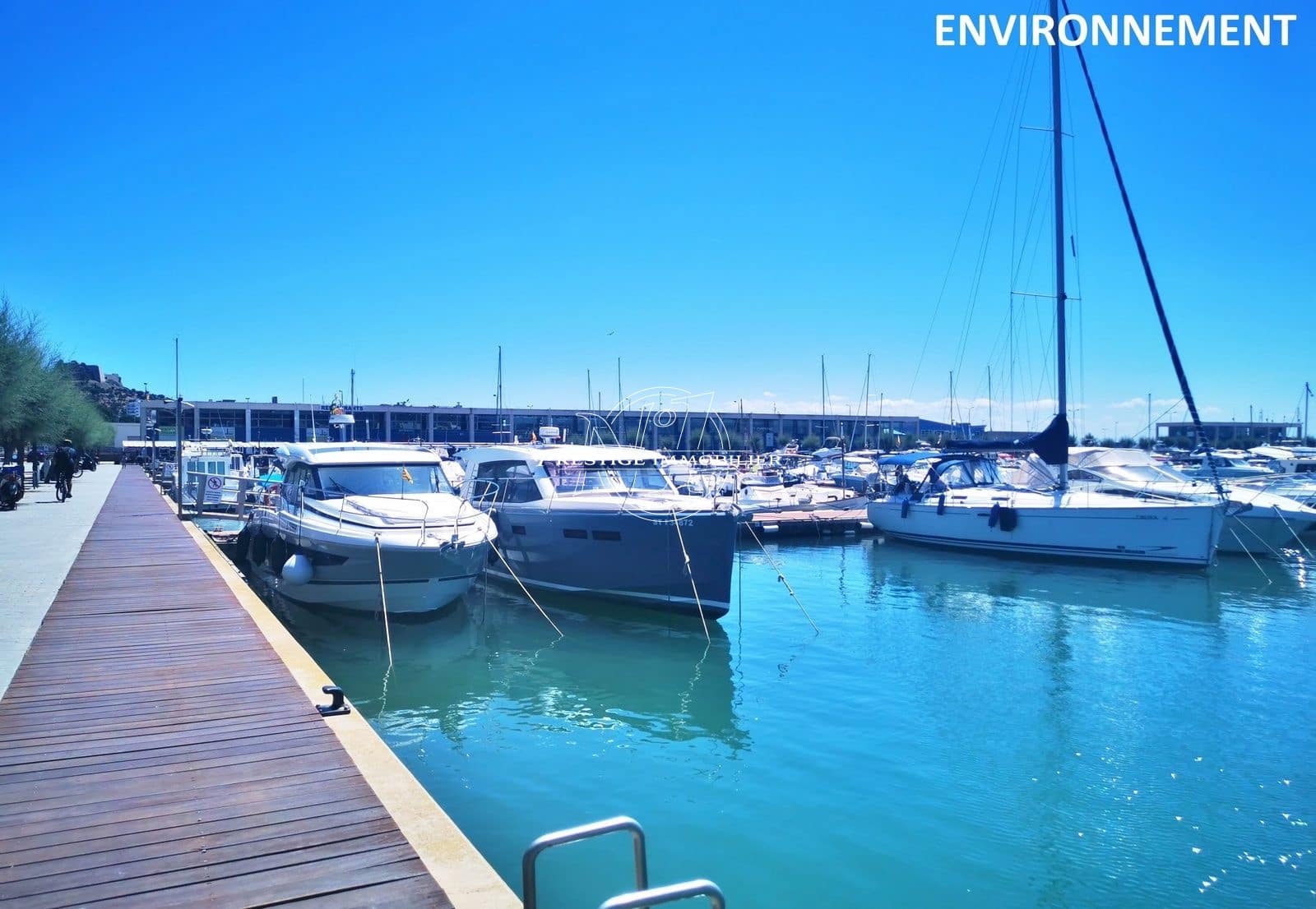 Chalet de 6 habitaciones en Avinyonet de Puigventós en venta - 575.000 € (Ref: 9263634)