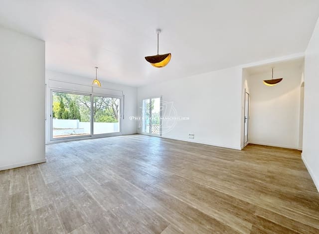 3 bedroom Villa for sale in El Port de la Selva with pool - € 575,000 (Ref: 9263635)