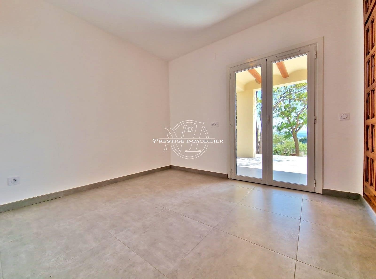 4 Zimmer Villa zu verkaufen in Pau mit Pool - 755.000 € (Ref: 9263636)