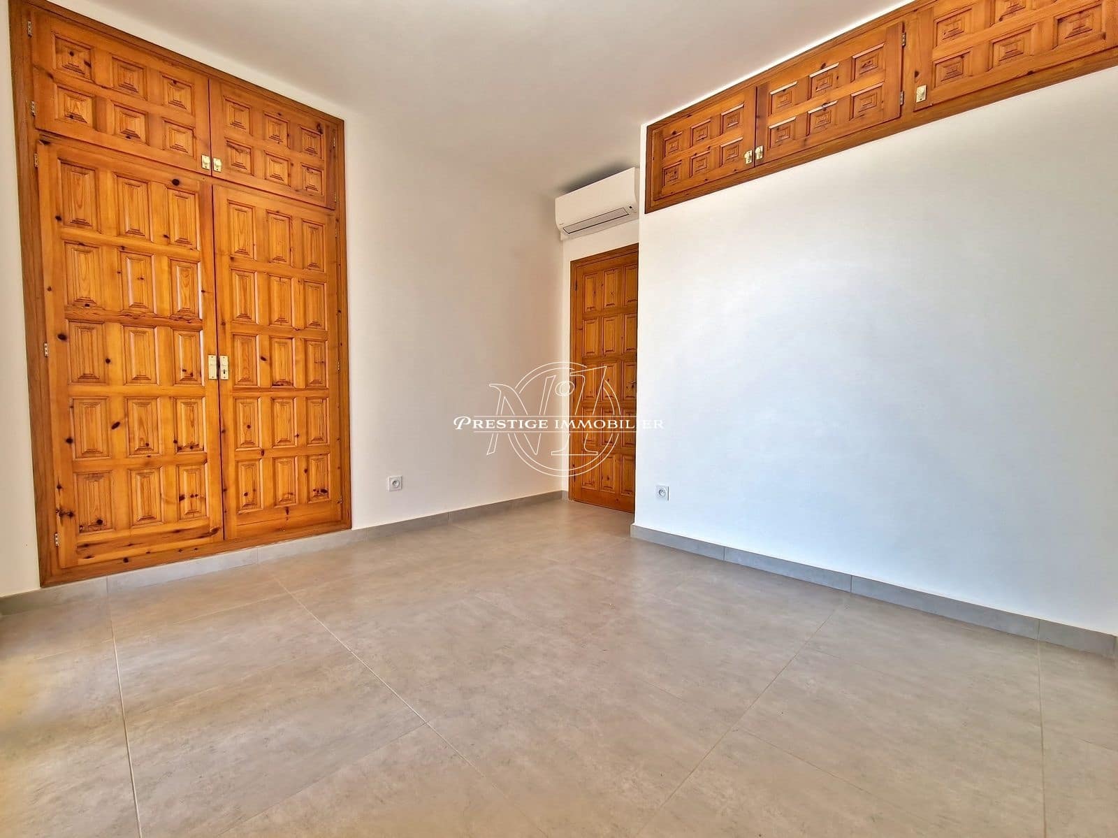 4 Zimmer Villa zu verkaufen in Pau mit Pool - 755.000 € (Ref: 9263636)