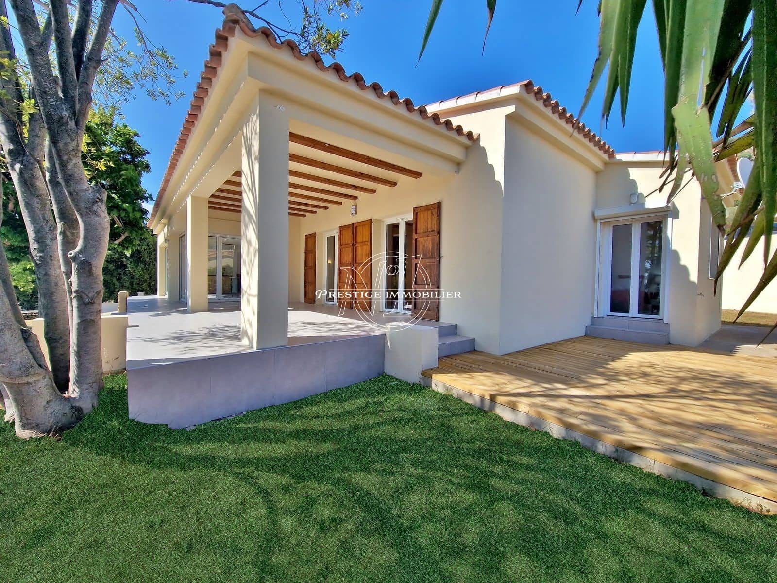 4 Zimmer Villa zu verkaufen in Pau mit Pool - 755.000 € (Ref: 9263636)