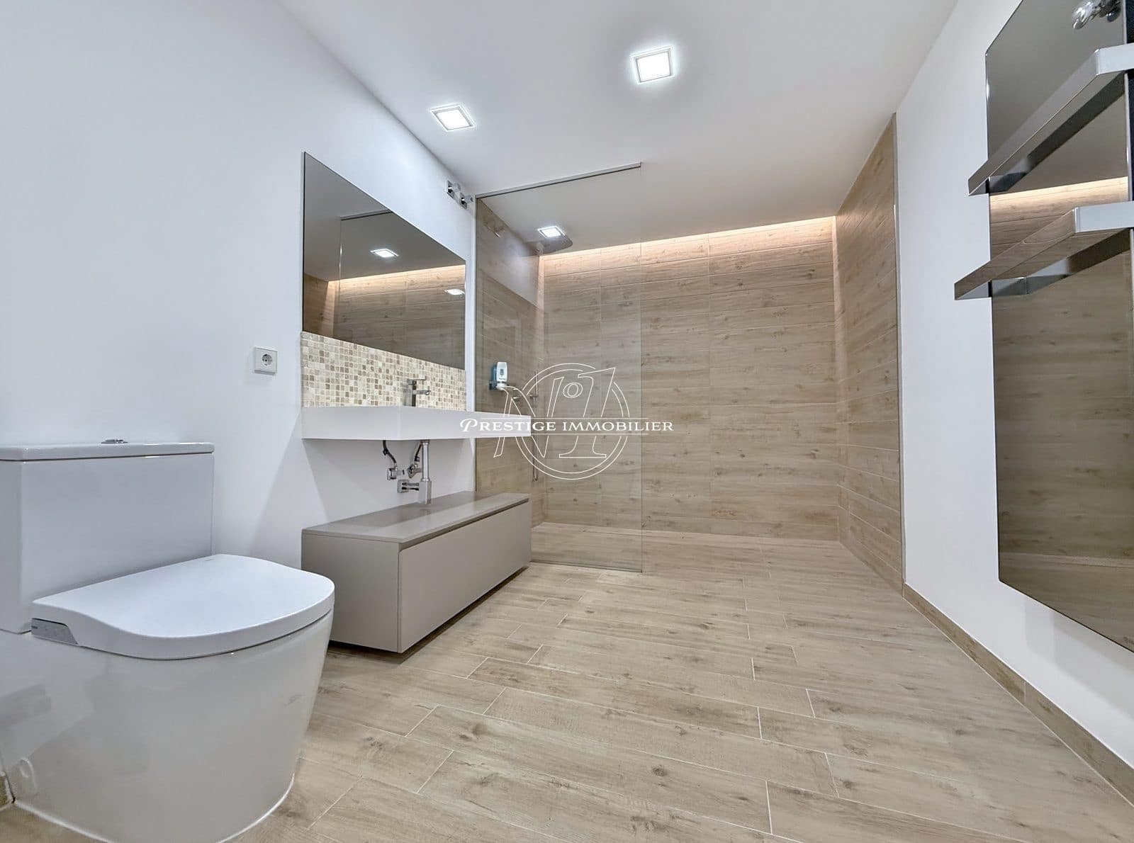 4 bedroom Villa for sale in Navata with pool - € 1,300,000 (Ref: 9263637)