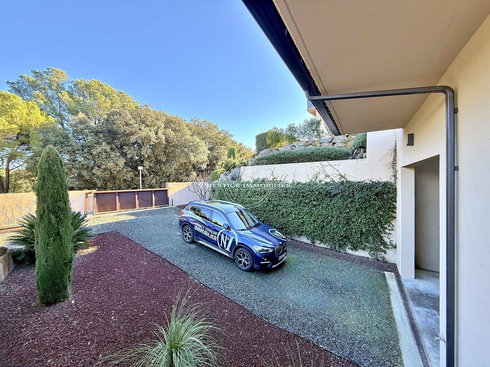 4 bedroom Villa for sale in Navata with pool - € 1,300,000 (Ref: 9263637)