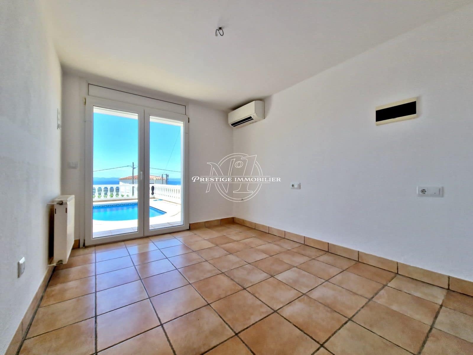 3 sypialnia Willa na sprzedaż w Roses z basenem - 765 000 € (Ref: 9263638)