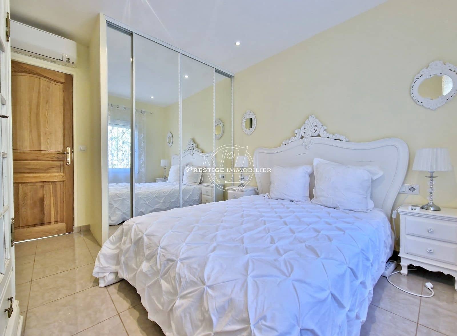 4 bedroom Villa for sale in Roses with pool - € 859,000 (Ref: 9263639)