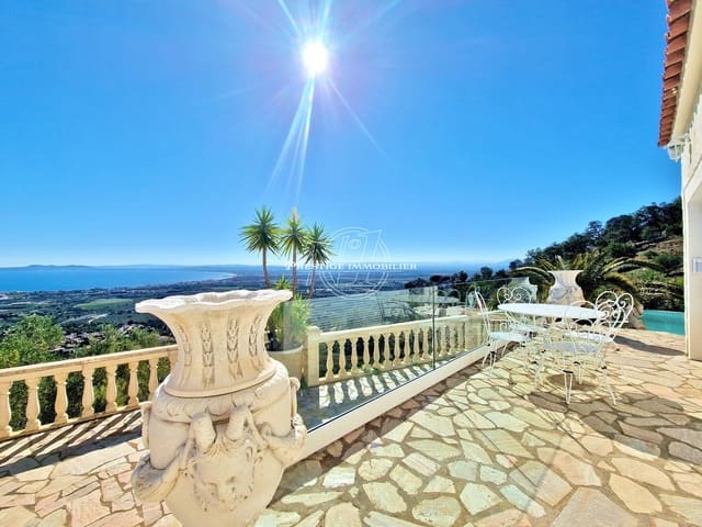 4 sypialnia Willa na sprzedaż w Roses z basenem - 859 000 € (Ref: 9263639)