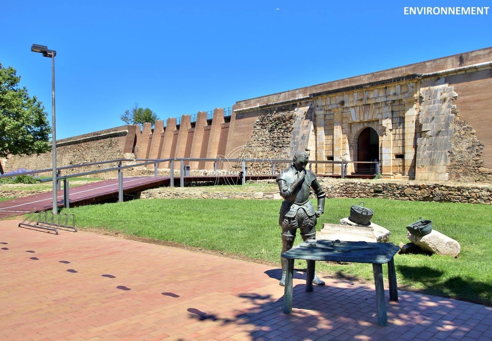 4 bedroom Villa for sale in Roses with pool - € 859,000 (Ref: 9263639)