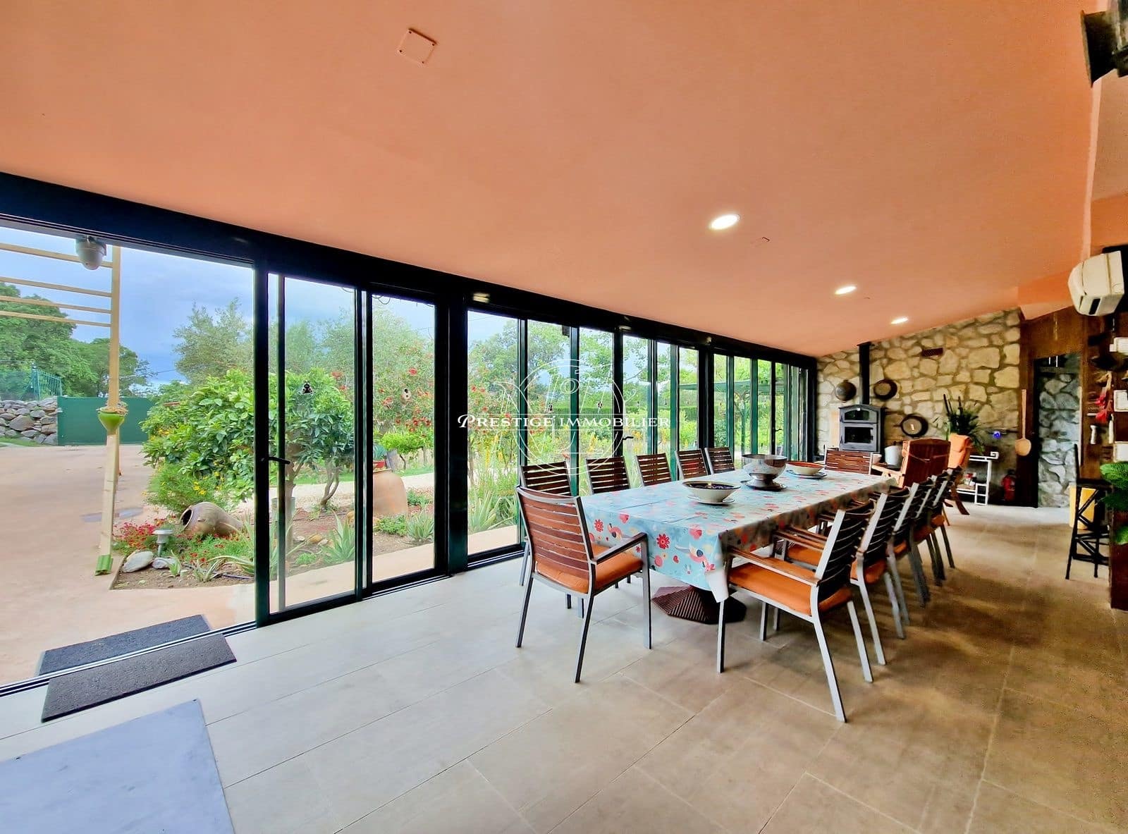 2 makuuhuone Maalaistalo myytävänä paikassa Masarac mukana uima-altaan - 975 000 € (Ref: 9263644)