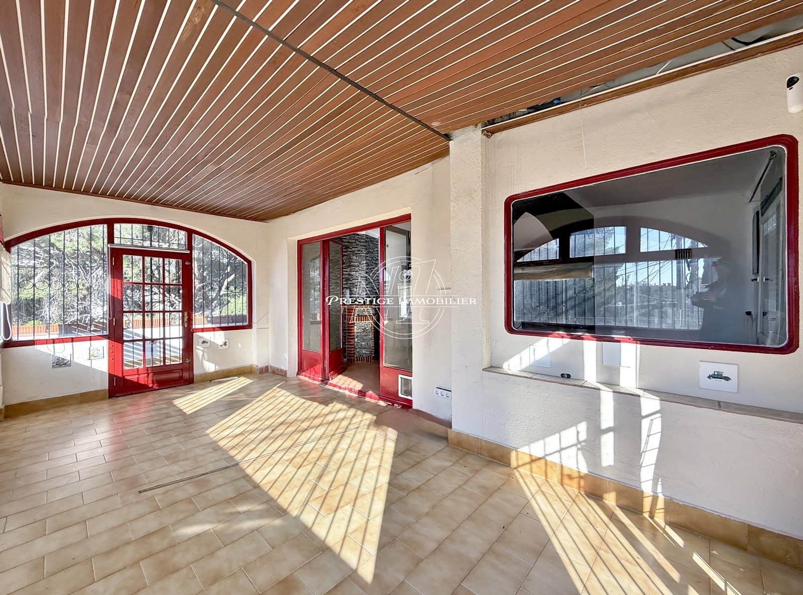 4 bedroom Villa for sale in Roses - € 645,000 (Ref: 9263646)