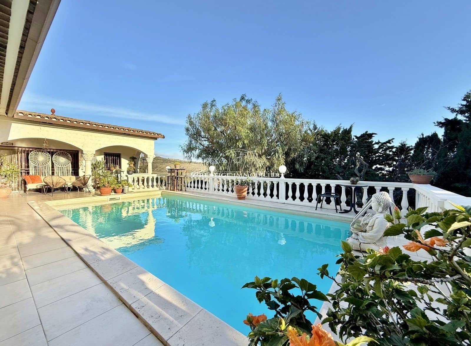 6 bedroom Villa for sale in Roses with pool - € 785,000 (Ref: 9263647)