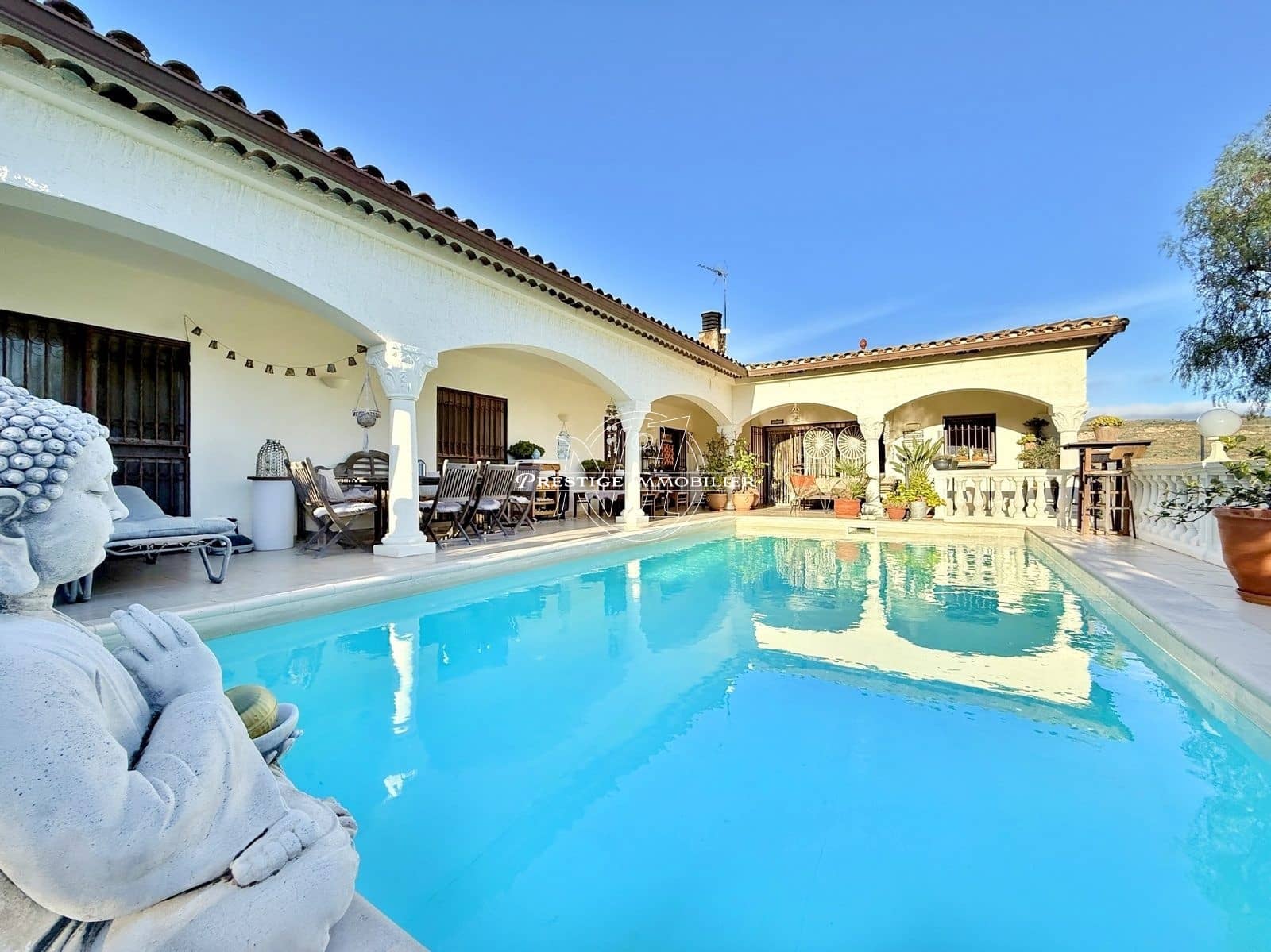 6 bedroom Villa for sale in Roses with pool - € 785,000 (Ref: 9263647)