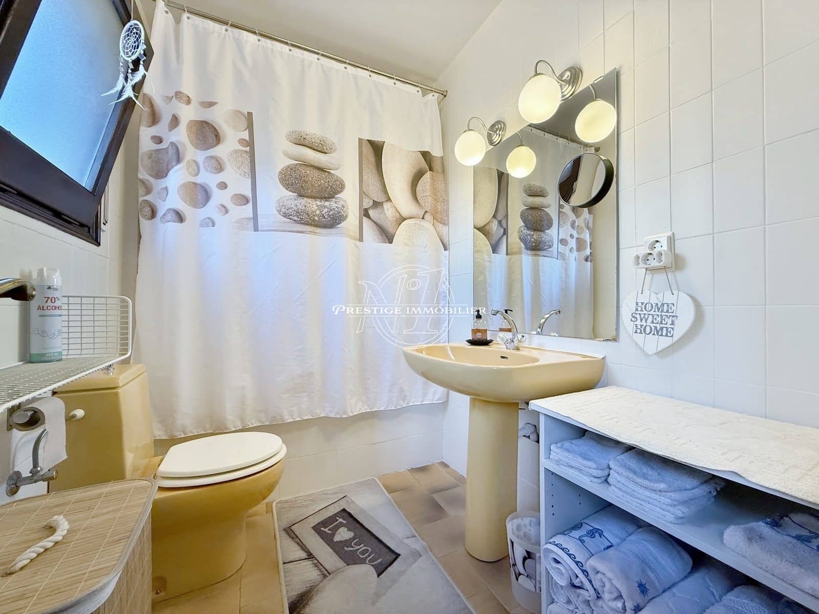 6 bedroom Villa for sale in Roses with pool - € 785,000 (Ref: 9263647)