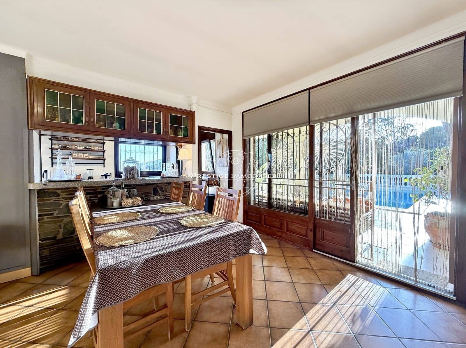 6 bedroom Villa for sale in Roses with pool - € 785,000 (Ref: 9263647)