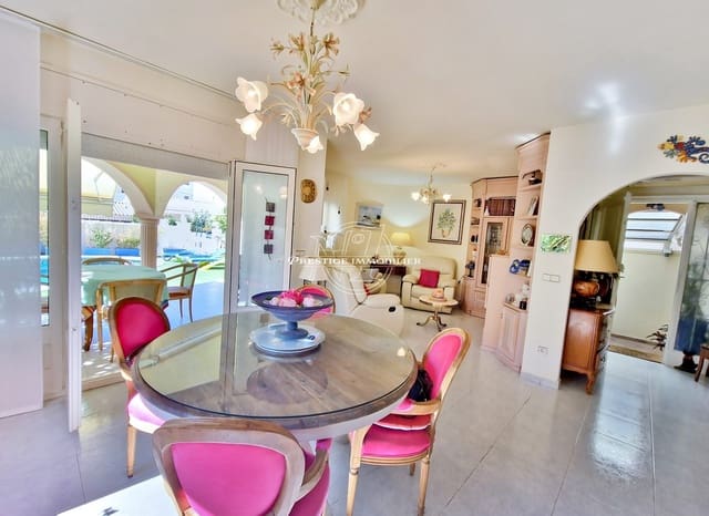 4 soveværelse Villa til salg i Castelló d'Empúries med swimmingpool - € 525.000 (Ref: 9263649)