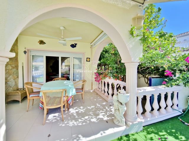 4 soveværelse Villa til salg i Castelló d'Empúries med swimmingpool - € 525.000 (Ref: 9263649)