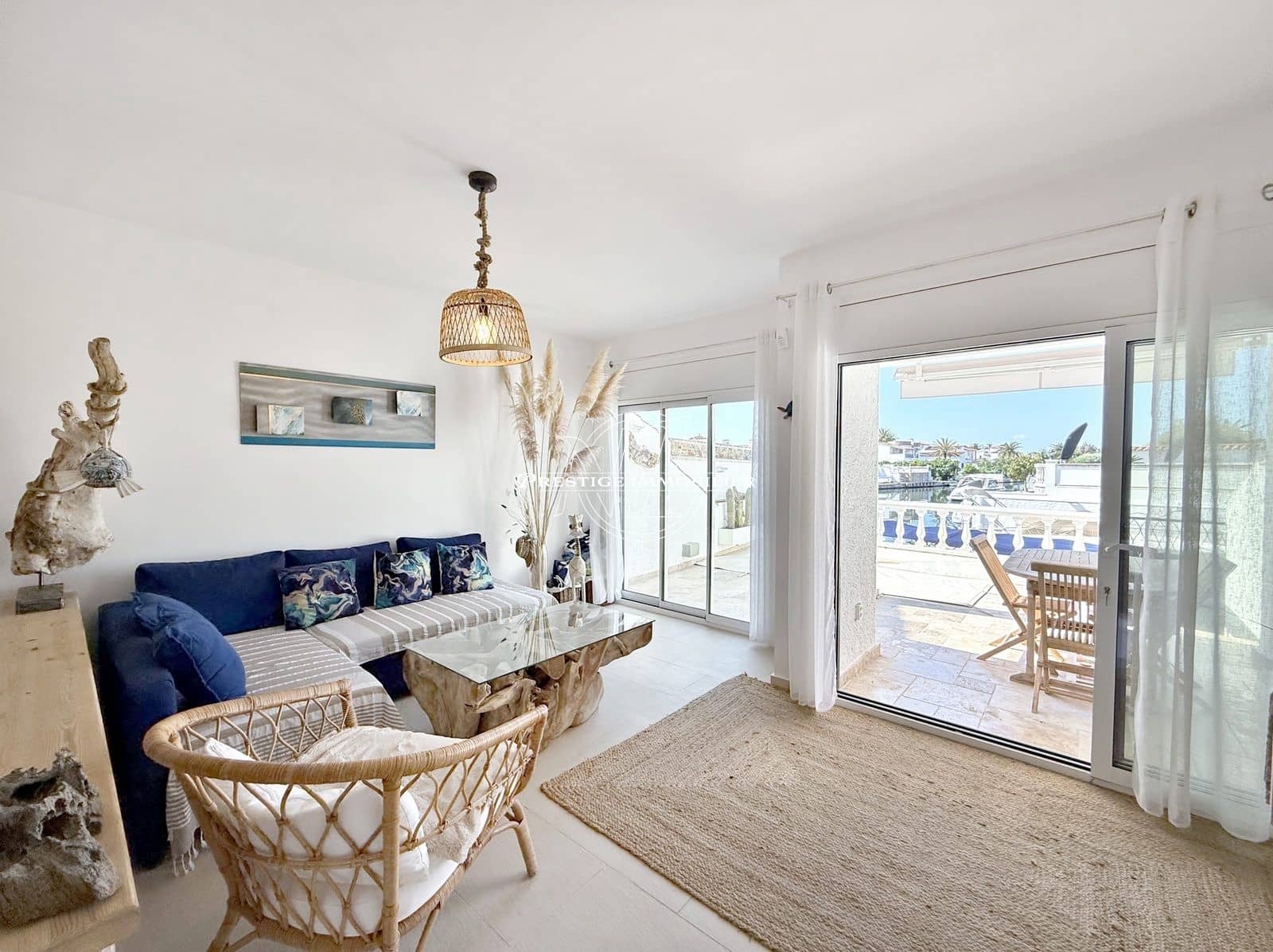 3 soveværelse Villa til salg i Empuriabrava med swimmingpool - € 669.000 (Ref: 9263650)