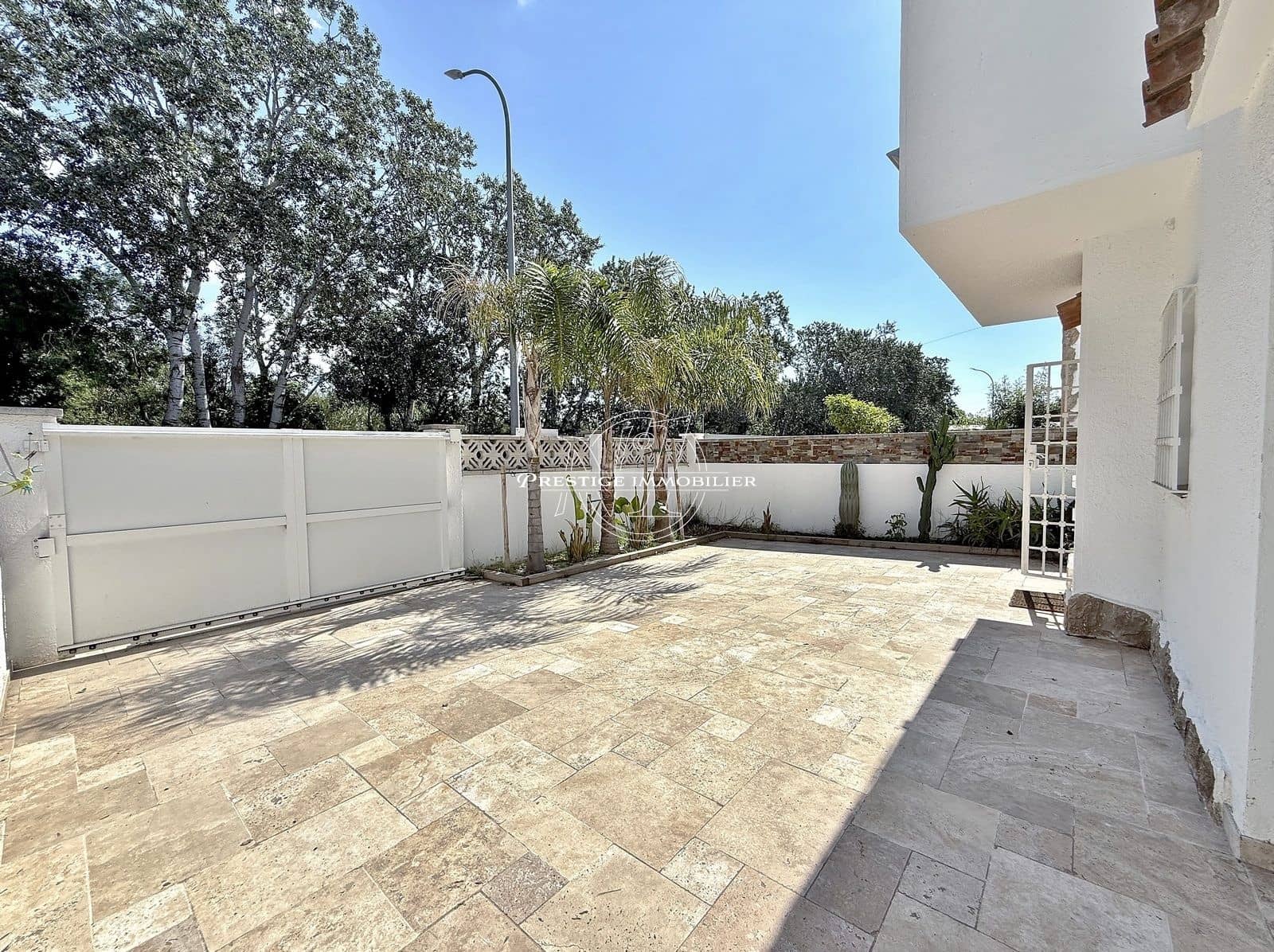 3 soveværelse Villa til salg i Empuriabrava med swimmingpool - € 669.000 (Ref: 9263650)