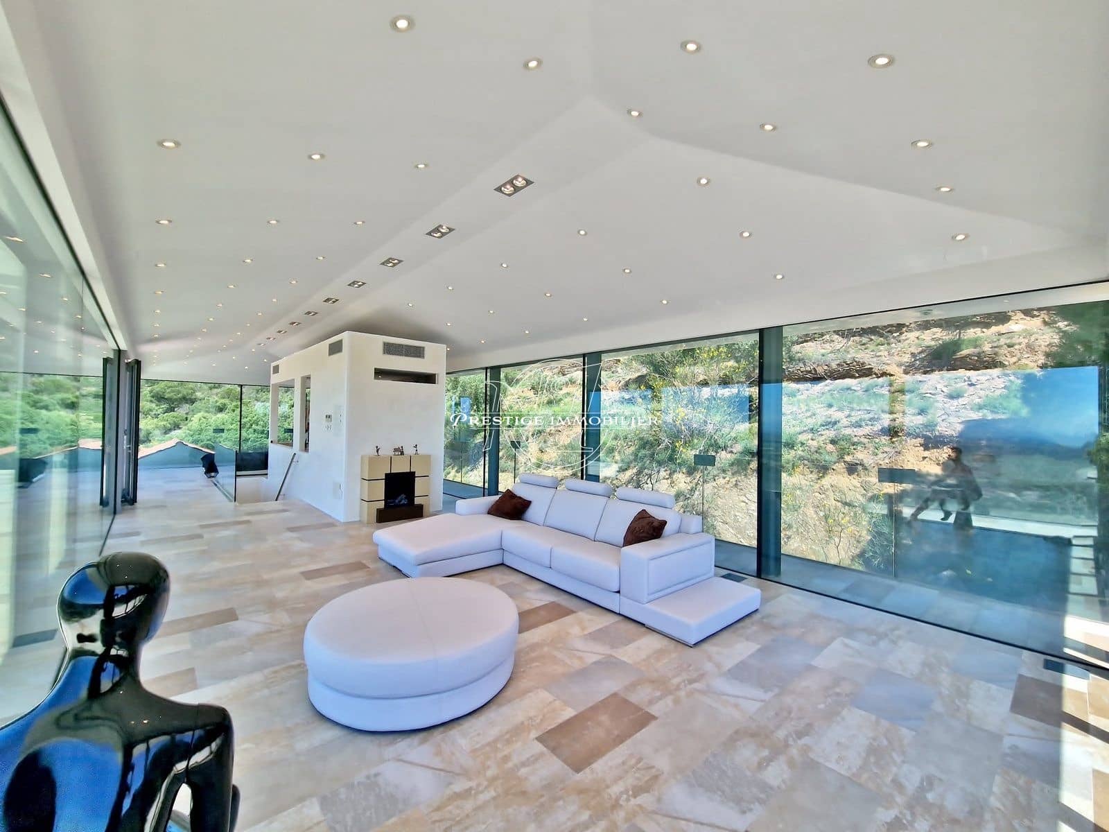 4 bedroom Villa for sale in Castello d'Empuries with pool - € 1,575,000 (Ref: 9263651)