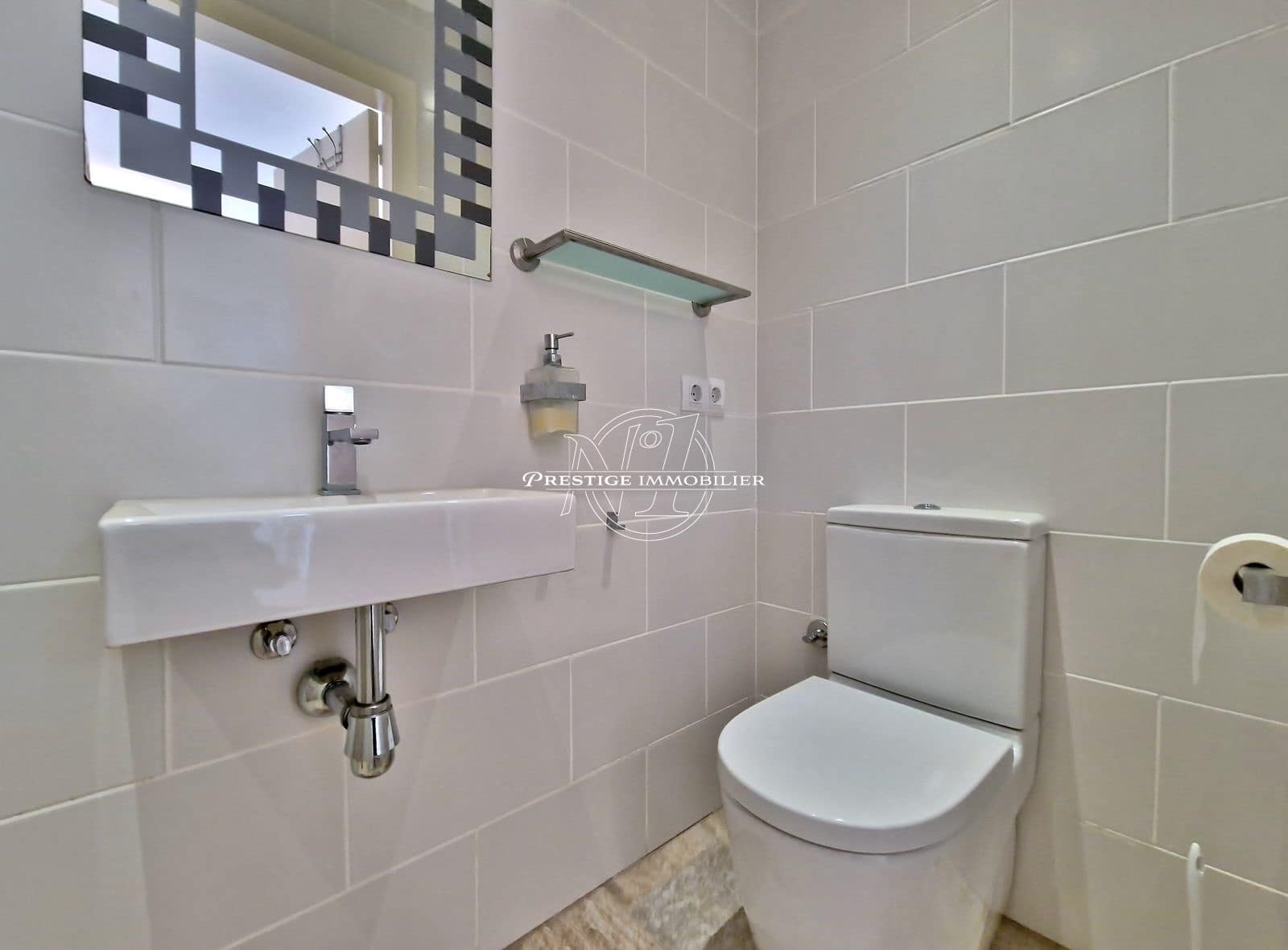 4 bedroom Villa for sale in Castello d'Empuries with pool - € 1,575,000 (Ref: 9263651)