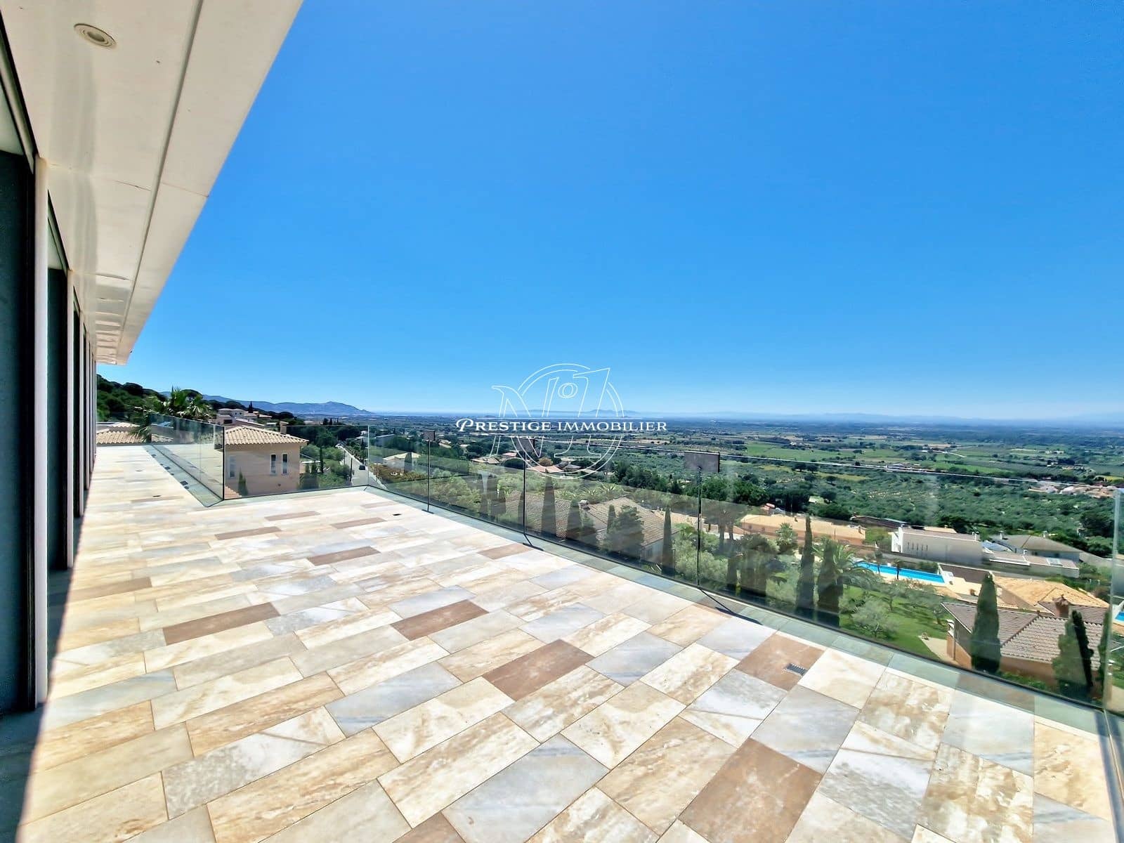 4 bedroom Villa for sale in Castello d'Empuries with pool - € 1,575,000 (Ref: 9263651)