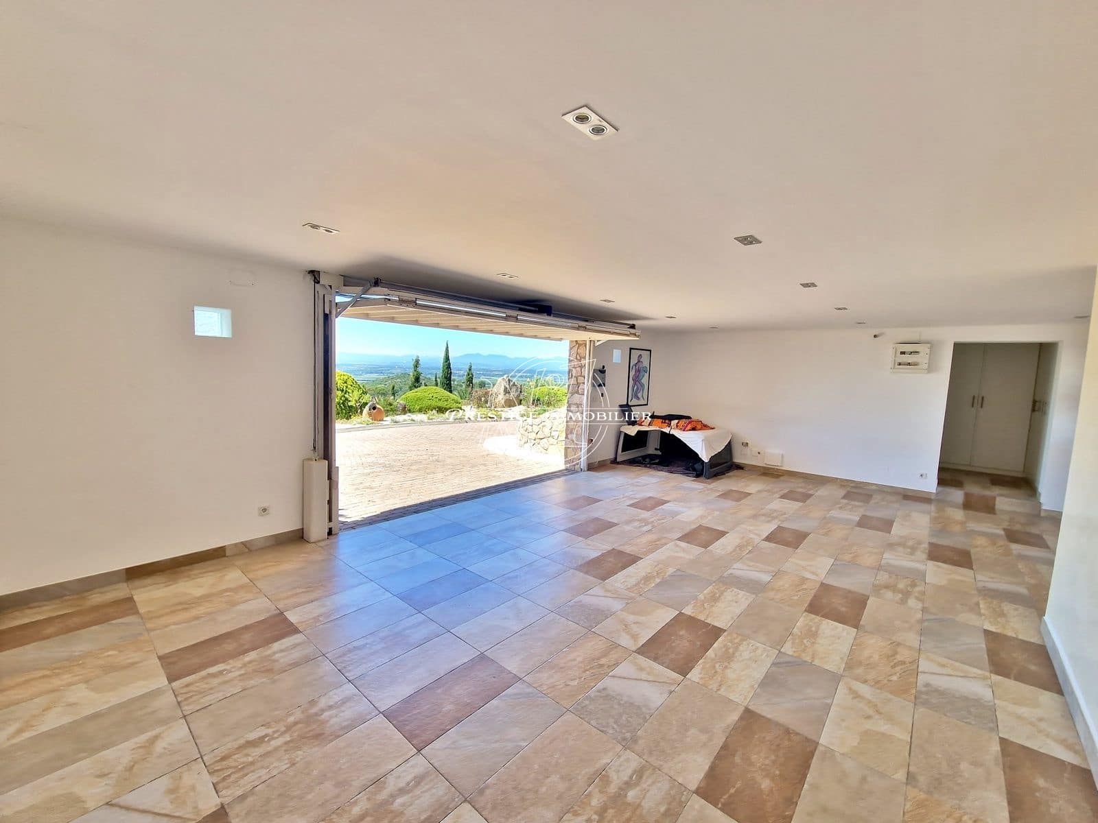 4 bedroom Villa for sale in Castello d'Empuries with pool - € 1,575,000 (Ref: 9263651)