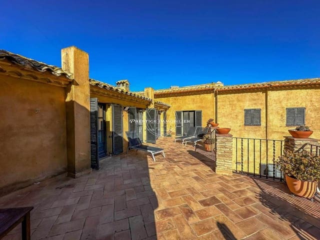 7 chambre Maison de Ville à vendre à Castelló d'Empúries - 1 250 000 € (Ref: 9263653)