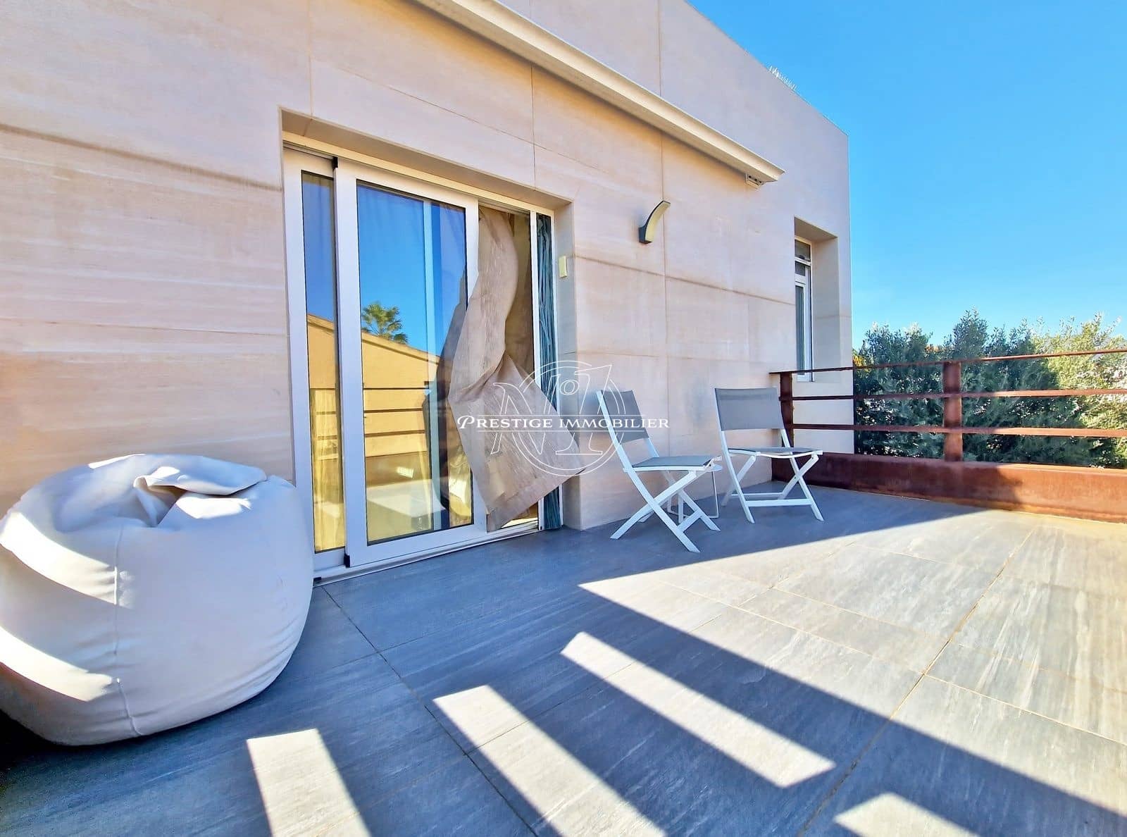 5 soveværelse Villa til salg i Empuriabrava med swimmingpool - € 1.040.000 (Ref: 9263655)