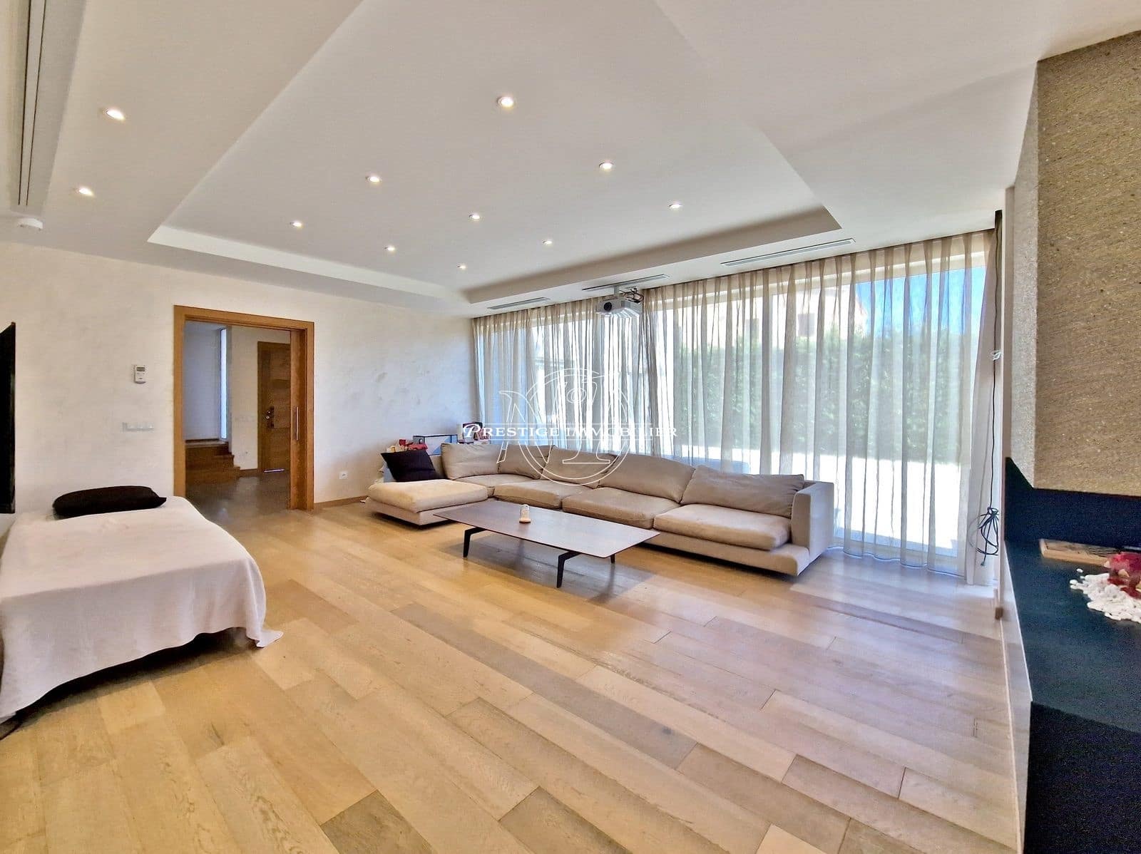 5 soveværelse Villa til salg i Empuriabrava med swimmingpool - € 1.040.000 (Ref: 9263655)