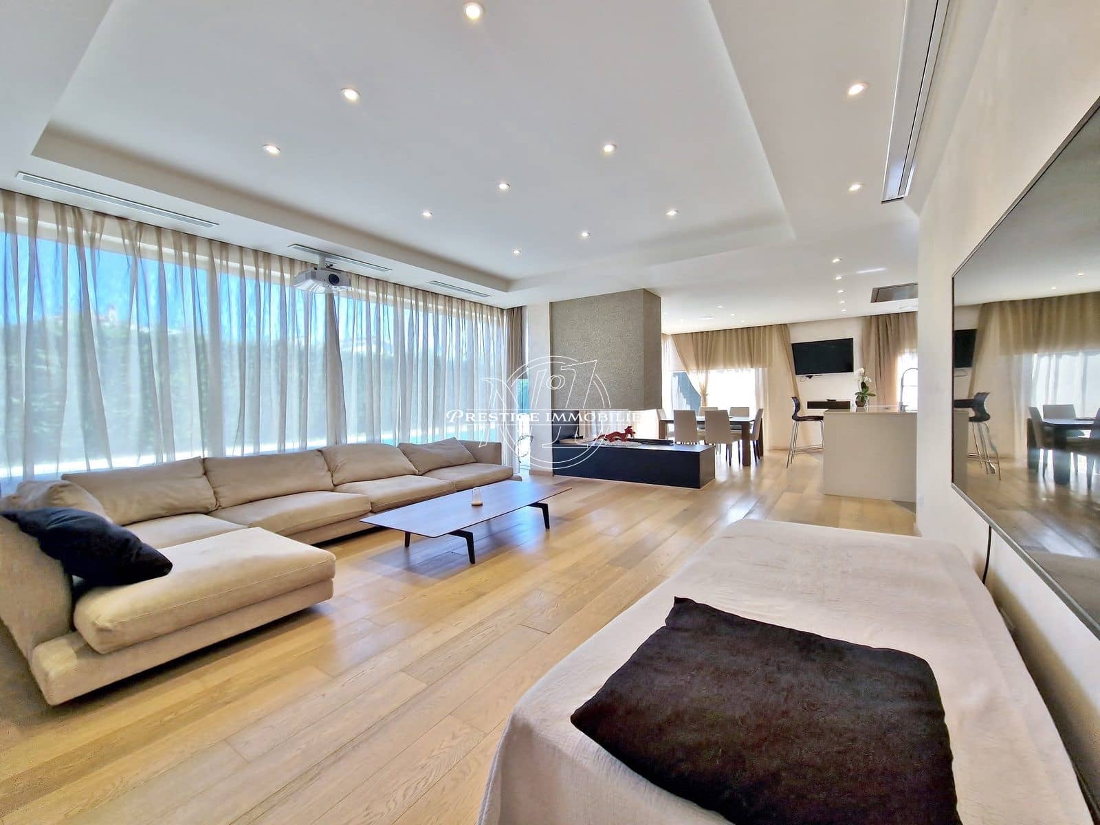 5 soveværelse Villa til salg i Empuriabrava med swimmingpool - € 1.040.000 (Ref: 9263655)