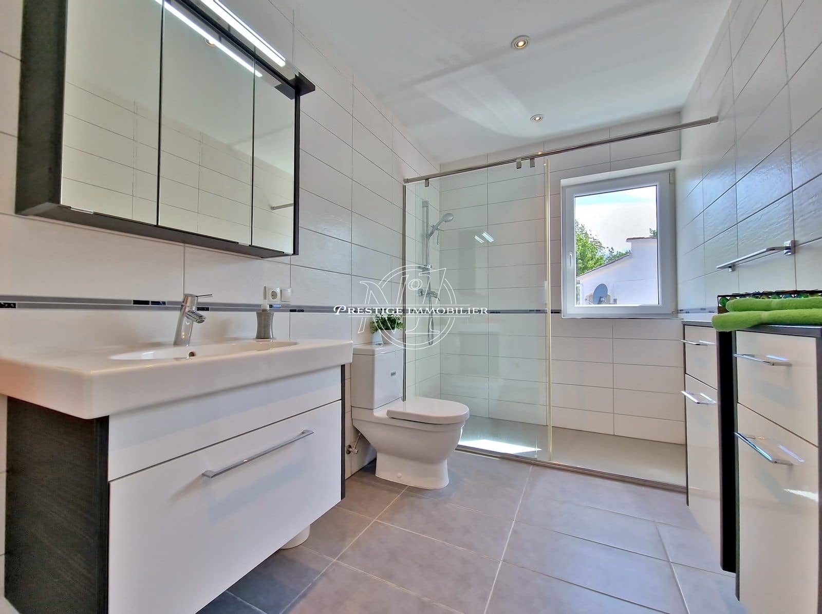 3 soveværelse Villa til salg i Empuriabrava med swimmingpool - € 1.180.000 (Ref: 9263657)