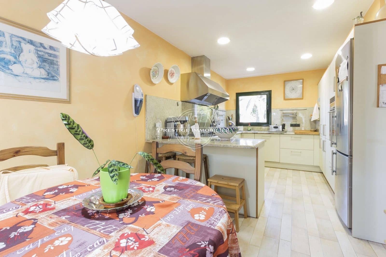 4 soveværelse Villa til salg i Empuriabrava med swimmingpool - € 900.000 (Ref: 9263658)