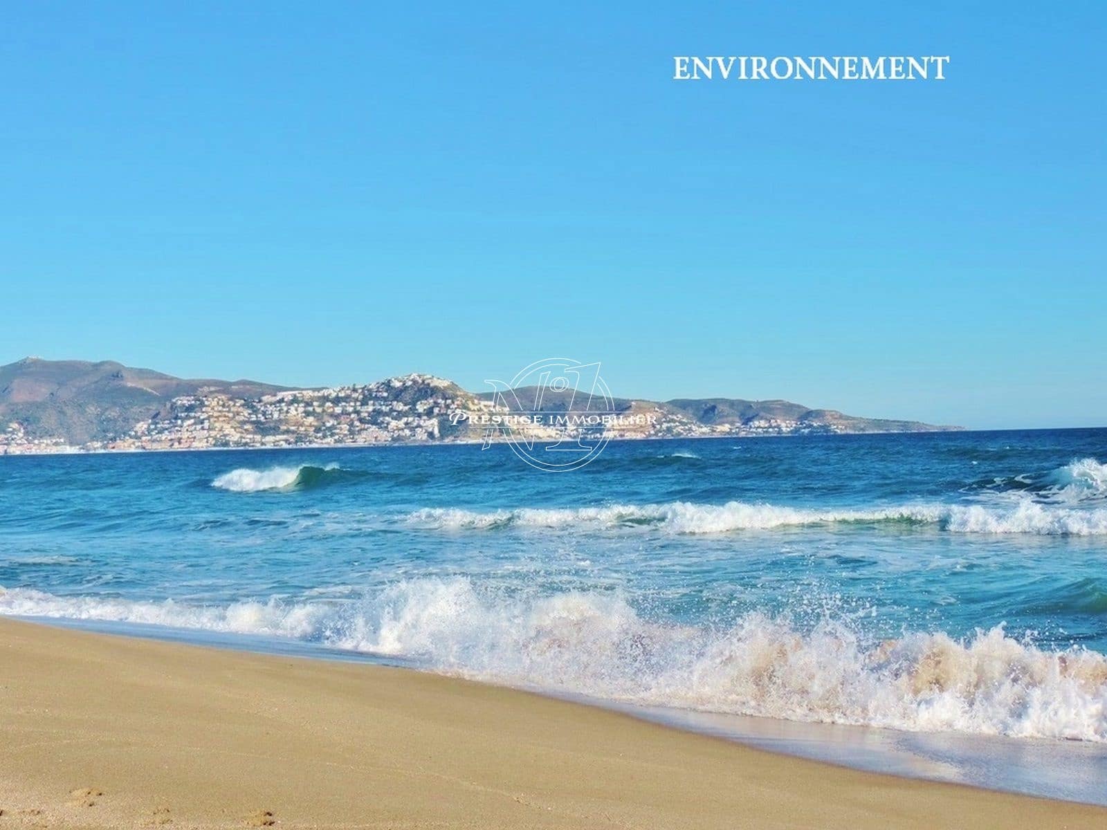 4 soveværelse Villa til salg i Empuriabrava med swimmingpool - € 900.000 (Ref: 9263658)