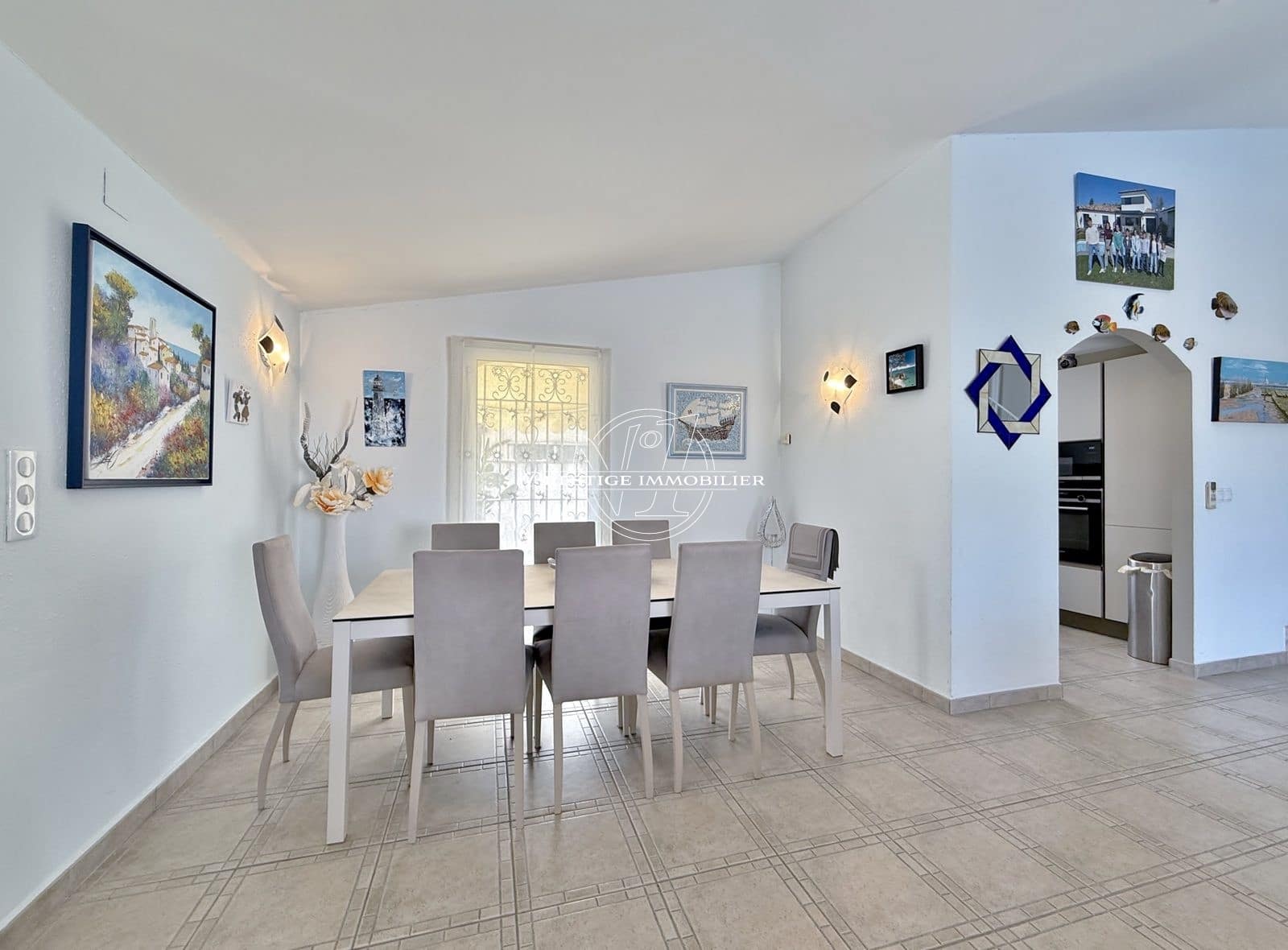 5 slaapkamer Villa te koop in Empuriabrava met zwembad - € 749.000 (Ref: 9263659)