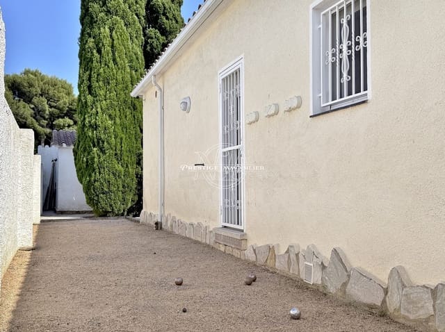 5 slaapkamer Villa te koop in Empuriabrava, Castelló d'Empúries met zwembad - € 749.000 (Ref: 9263659)