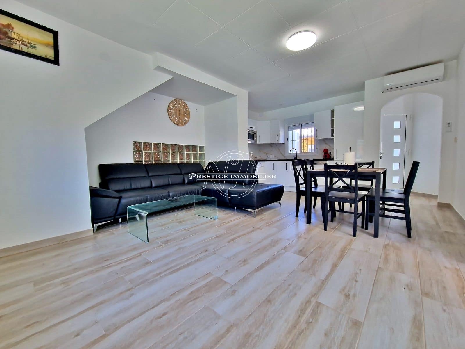 6 slaapkamer Villa te koop in Empuriabrava met zwembad - € 795.000 (Ref: 9263660)