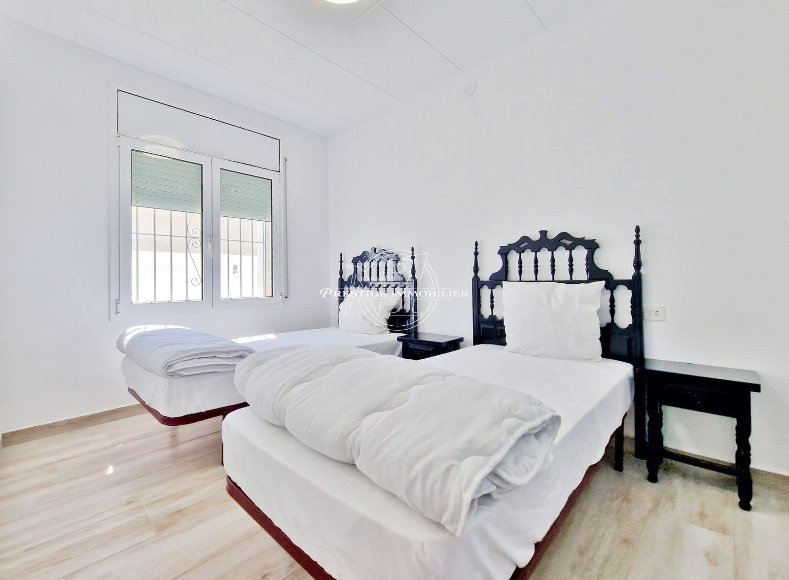 6 slaapkamer Villa te koop in Empuriabrava met zwembad - € 795.000 (Ref: 9263660)