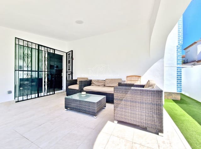 6 slaapkamer Villa te koop in Empuriabrava, Castelló d'Empúries met zwembad - € 795.000 (Ref: 9263660)