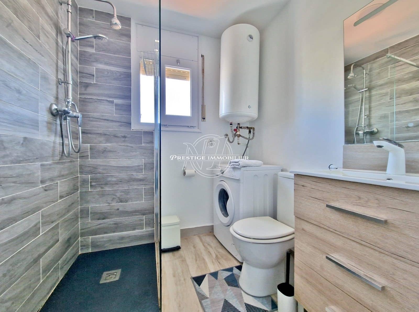 6 slaapkamer Villa te koop in Empuriabrava met zwembad - € 795.000 (Ref: 9263660)